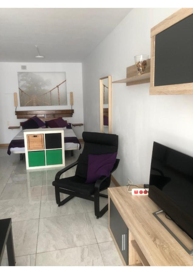 Torremolinos, Bonito Apartamento Studio La Carihuela Apartman Kültér fotó
