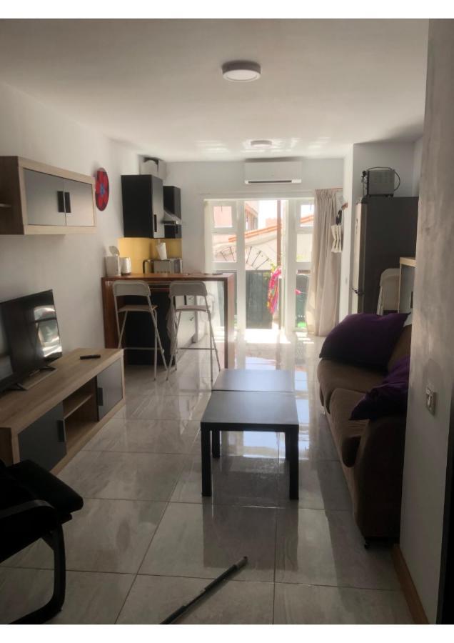 Torremolinos, Bonito Apartamento Studio La Carihuela Apartman Kültér fotó