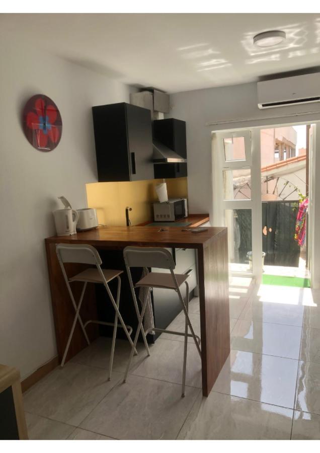 Torremolinos, Bonito Apartamento Studio La Carihuela Apartman Kültér fotó