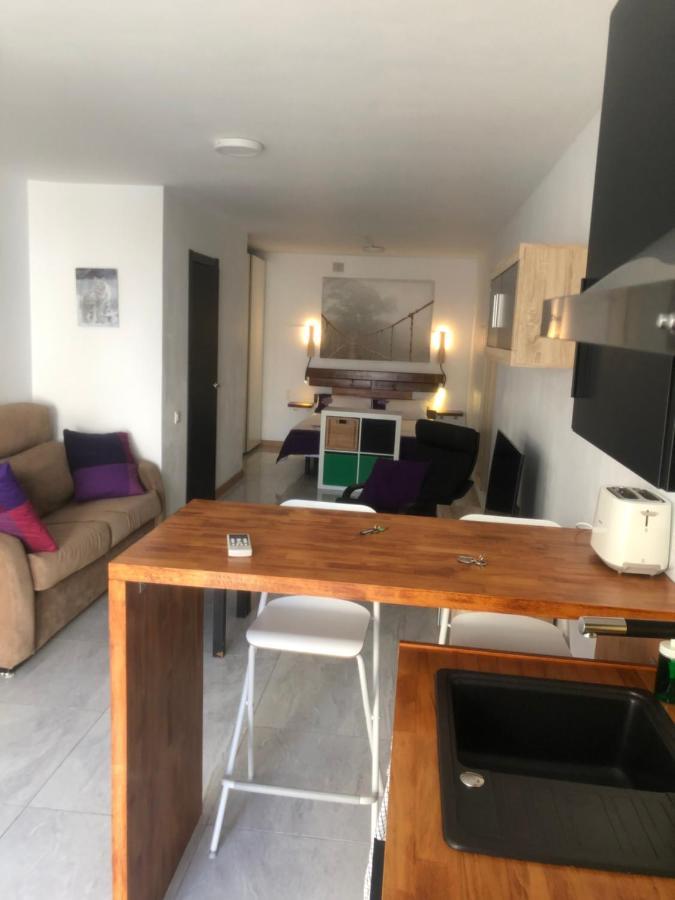 Torremolinos, Bonito Apartamento Studio La Carihuela Apartman Kültér fotó